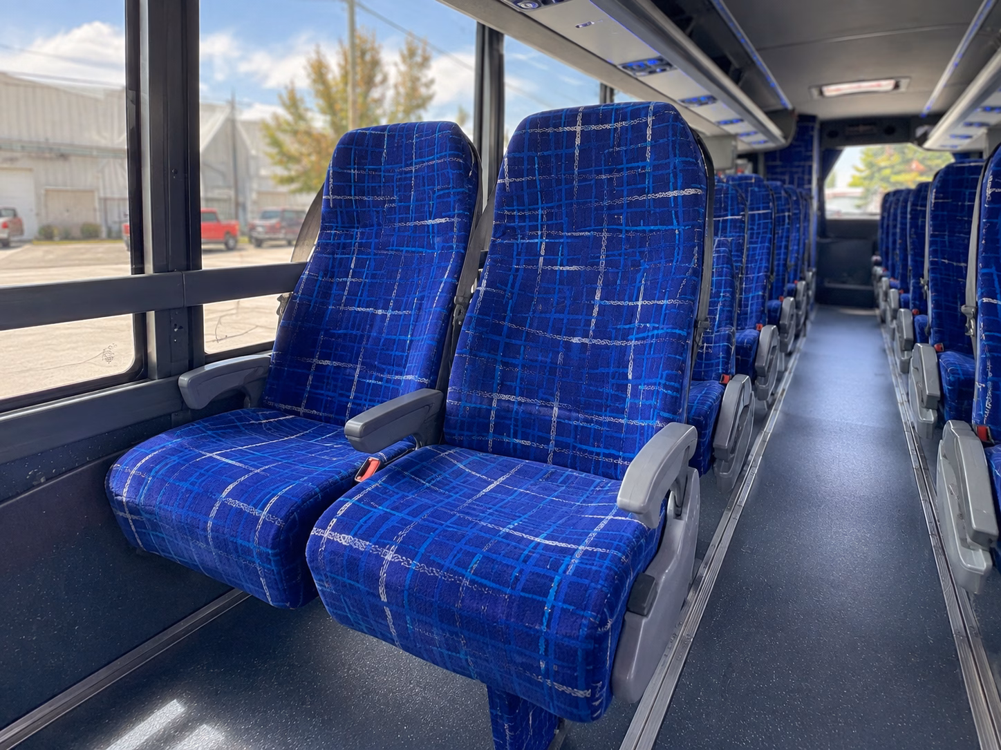 pittsburgh airport shuttles for military and government travel