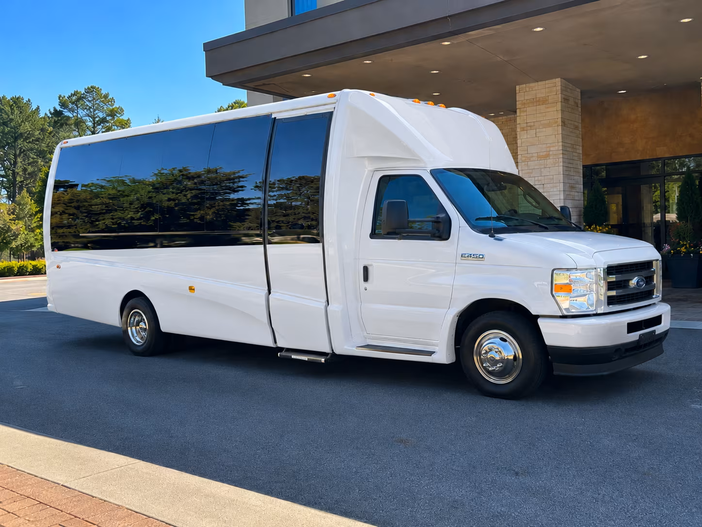 rent a field trip bus to pittsburgh museums and science centers